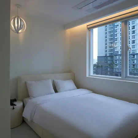 Canvas Hostel-2